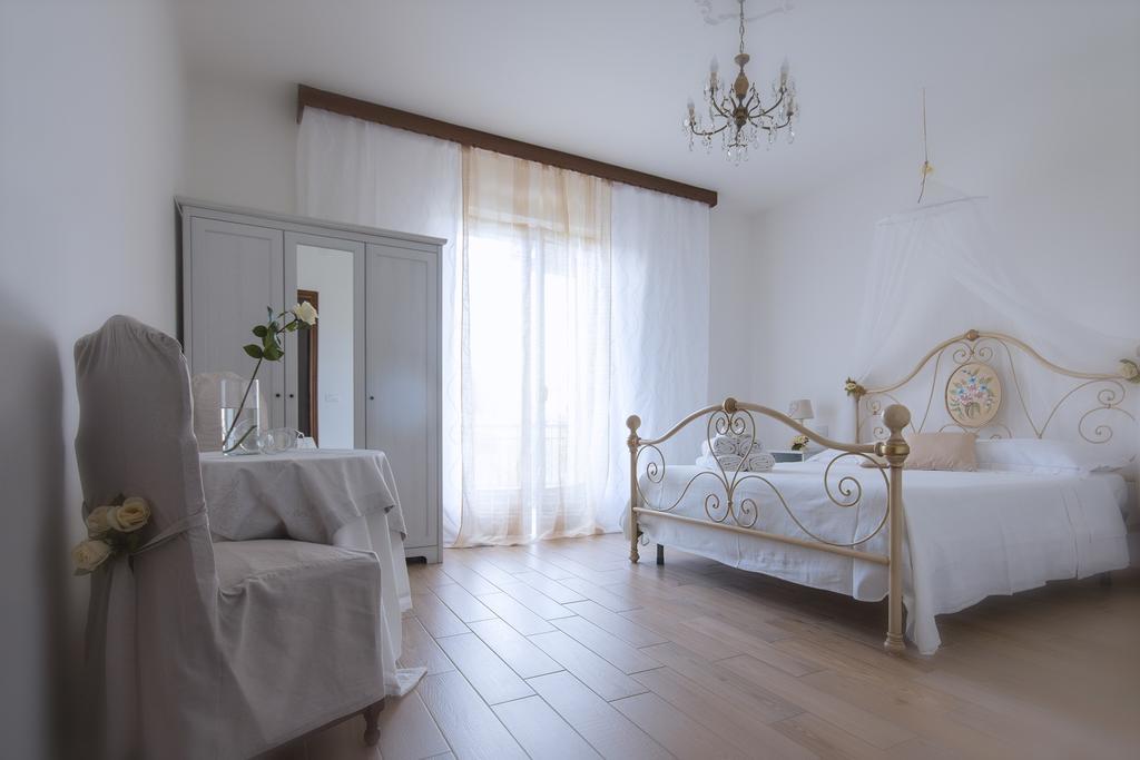 B&B Rosa Del Garda Lazise Esterno foto